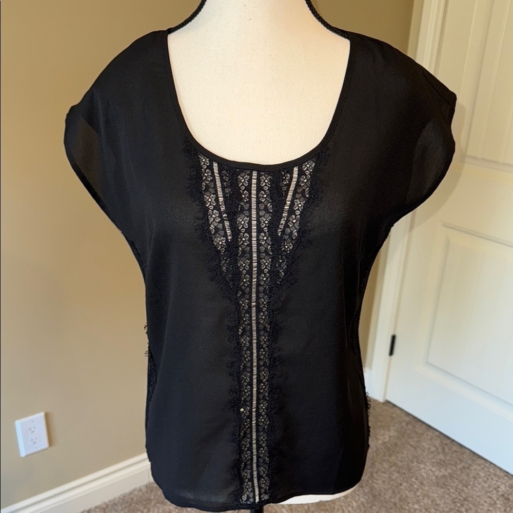 Le Chateau Black Blouse Top Blouse with Lace Women’s Size M